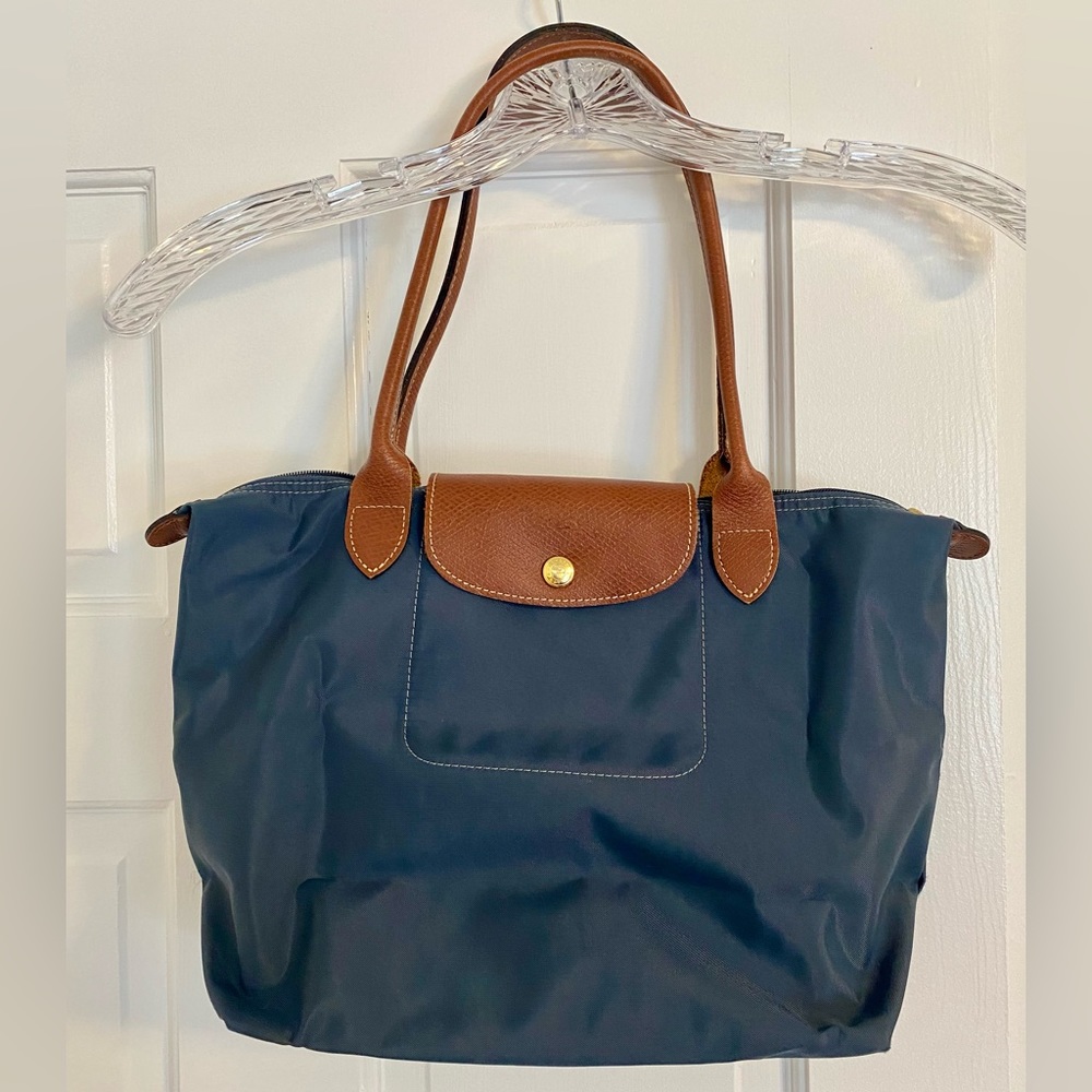 Longchamp Le Pliage Medium Tote